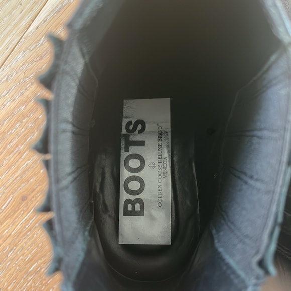 Golden Goose Sunset Western Boots in Embroidered Black Leather - Picture 10 of 10